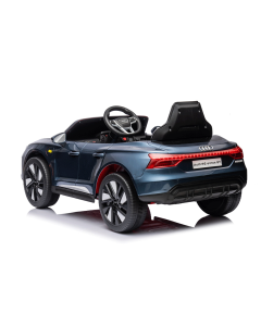 EUROBAJK Dečiji automobil na akumulator Audi E-tron GT, plava