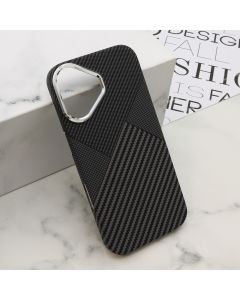 Maska UrbanMesh MagSafe za iPhone 17