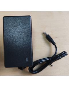 NPA-AC20010 Gembird 20V/1A 20W, Coper punjac sa uzemljenjem, konektor 5.5x2.5/2.1mm
