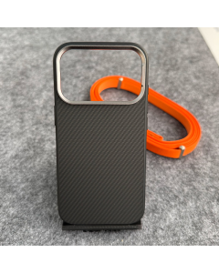 Maska za iPhone 17 Pro Carbon Wave crna