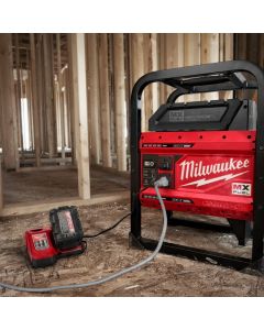MILWAUKEE Akumulatorsko napajanje za 220V - MXFPS-602 - 4933479266