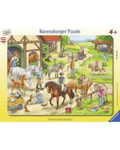 Ravensburger puzzle - Dan na ranču - 9 delova - RA06164