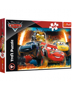 TREFL Puzzle Disney Cars Na trci - 100 delova - T16358