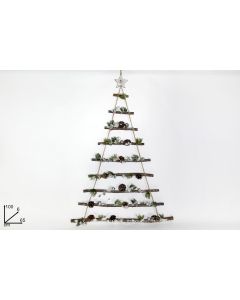 Novogodišnji ukras božićna jelka sa drvenim zvončićima i srebrnim šišarka