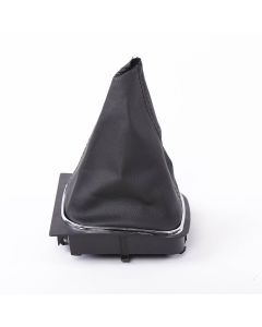 888 CAR ACCESSORIES Volkswagen Golf 5-6 kožica menjača sa plastikom i hrom okvirom - YCG219