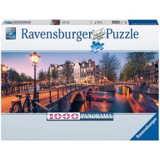 Ravensburger puzzle - Veče u Amsterdamu
